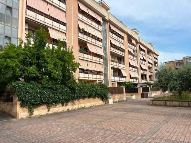 Trilocale in affitto a Roma