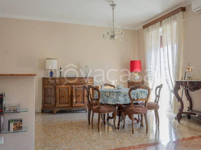 Trilocale in affitto a Roma via Magnagrecia, San Giovanni