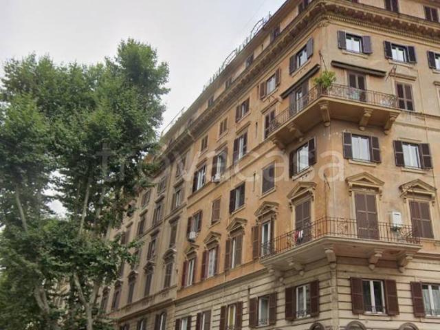 Trilocale in affitto a Roma via Merulana, 64, Esquilino