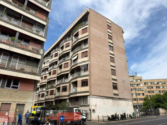 Trilocale in affitto a Roma via dei laterani, 28, San Giovanni