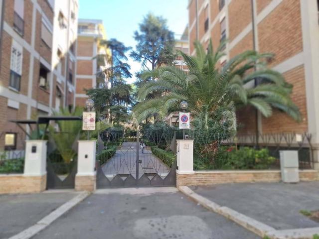 Trilocale in affitto a Roma via Genazzano, Tor de' Schiavi