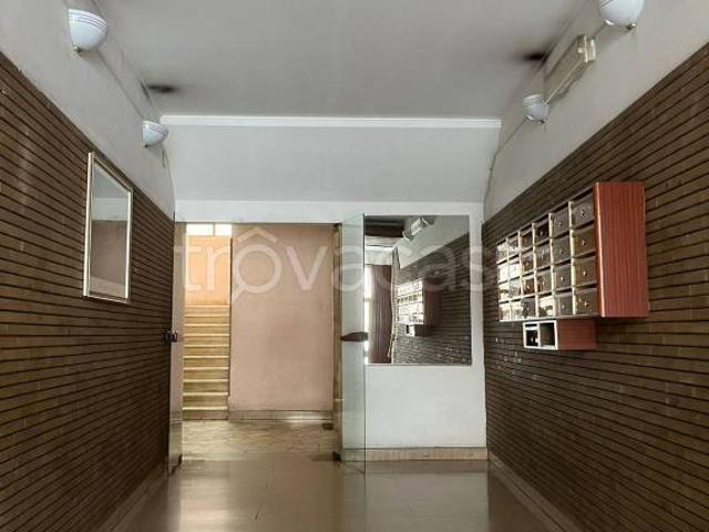 Trilocale in affitto a Roma via Zanzur, Africano Villa Chigi