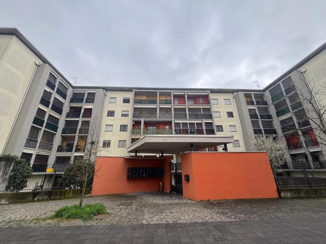Trilocale in affitto a Rozzano, case in affitto Rozzano