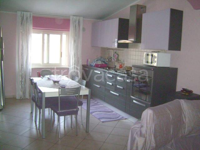 Trilocale in affitto a Sambiase, Lamezia Terme