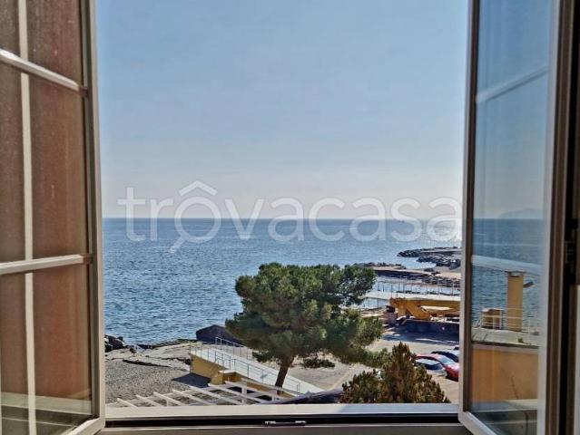 Trilocale in affitto a Santa Margherita Ligure