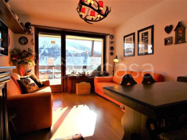 Trilocale in affitto a Sestriere via Europa, 7