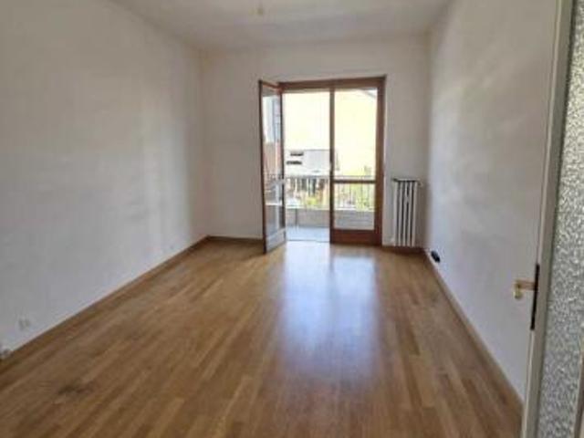 Trilocale in affitto a Torino