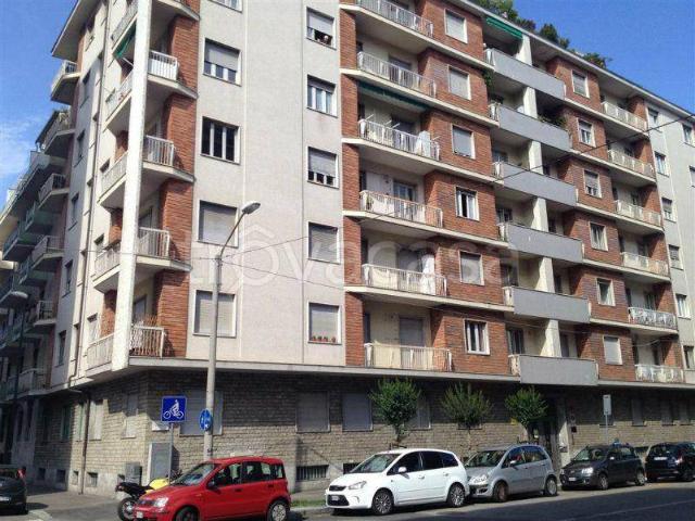 Trilocale in affitto a Torino via Filadelfia, 58, Lingotto