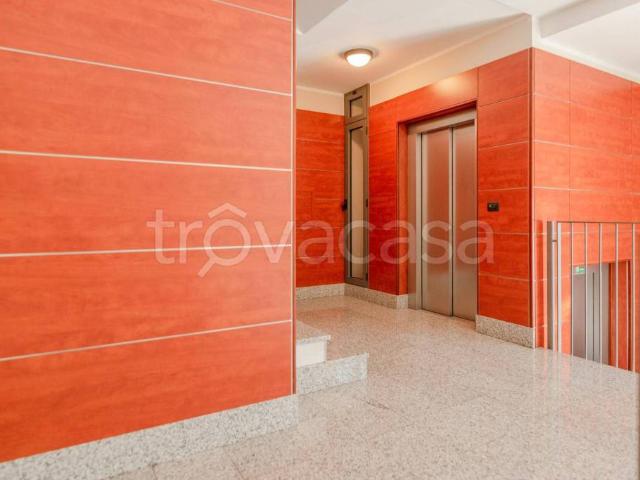 Trilocale in affitto a Torino via Luigi Goytre, 6, Lucento