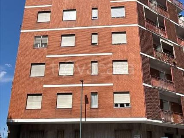 Trilocale in affitto a Torino, Parella