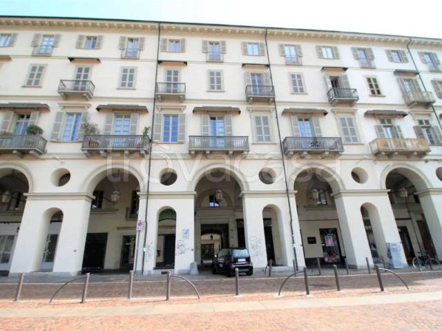 Trilocale in affitto a Torino piazza Vittorio Veneto, 9, Giardini Reali