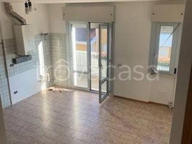 Trilocale in affitto a Udine via Brazzacco, Ospedale