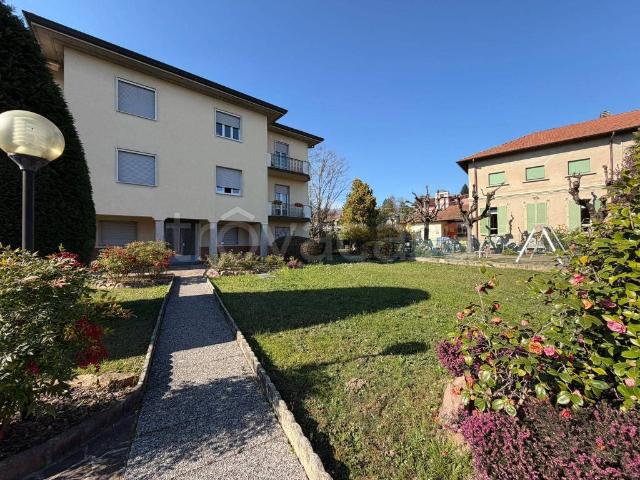 Trilocale in affitto a Varese via San Carlo, 6, Lissago Calcinate