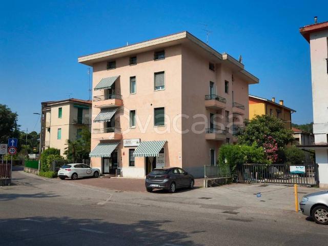 Trilocale in affitto a Verona, Borgo Venezia