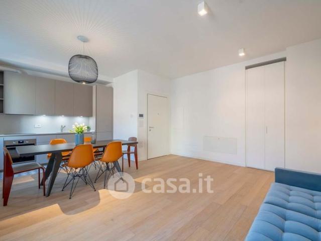 Trilocale in Affitto in Via Errico Petrella 4 a Milano
