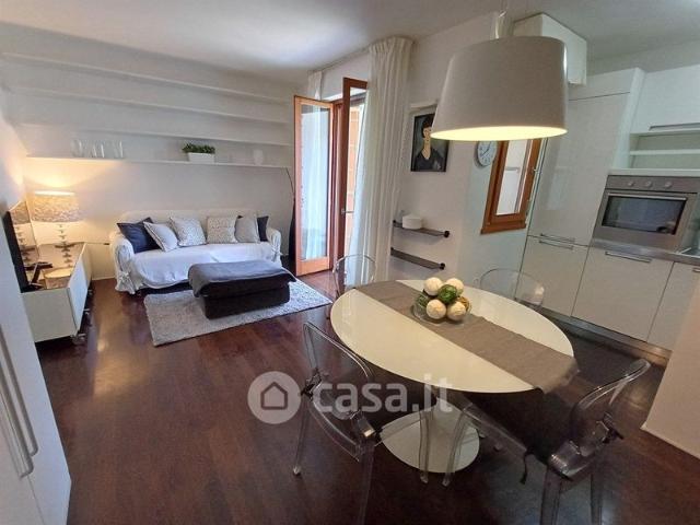 Trilocale in Affitto in Via Niccolò da Tolentino 90 a Firenze