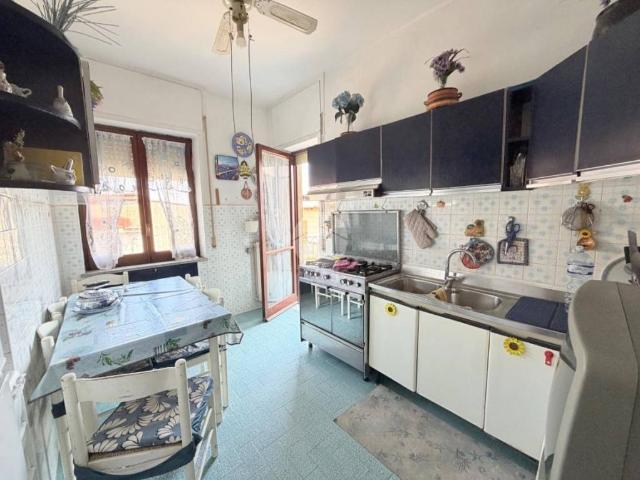 Trilocale in vendita a Mugnano di Napoli via Mugnano Melito, 75