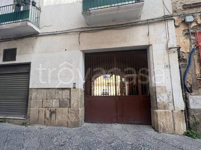 Trilocale in vendita a Maddaloni via Domenico Raffone