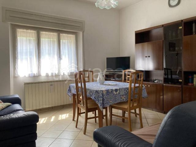 Trilocale in vendita a Mantova, Valletta Valsecchi