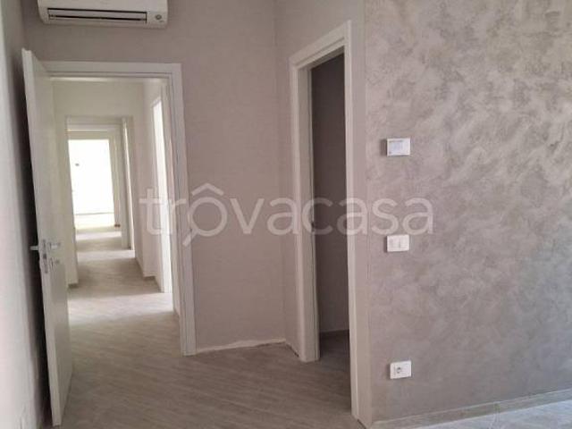 Trilocale in vendita a Mantova via Trieste, Anconetta Gradaro