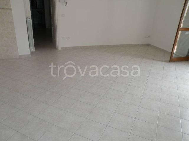 Trilocale in vendita a Massa via Grondini, Centro città