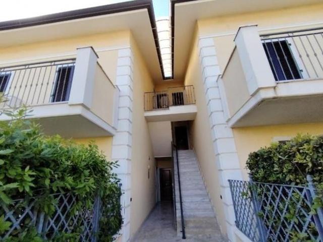 Trilocale in vendita a Massa