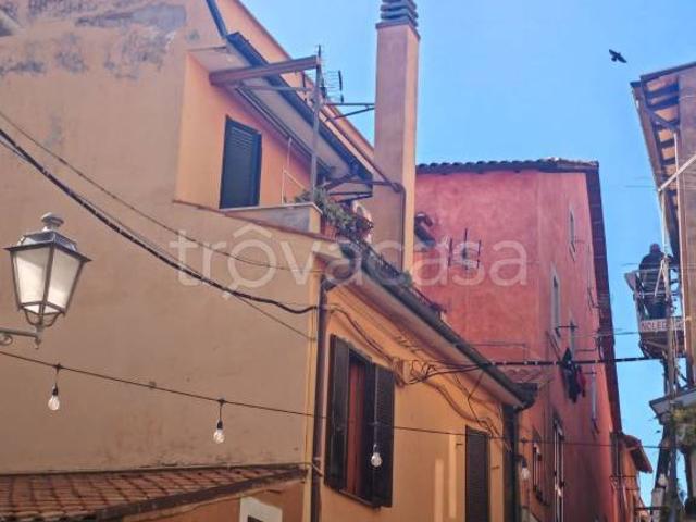 Trilocale in vendita a Marino via Posta Vecchia, 14, Centro