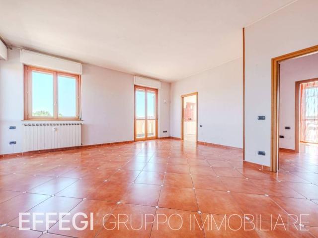 Trilocale in vendita a Melzo via Ambrogio Villa, 36