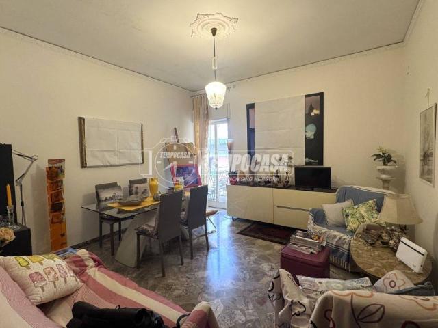 Trilocale in vendita a Messina via Pietro Castelli 9, Gravitelli