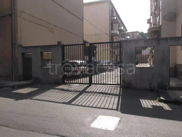 Trilocale in vendita a Messina via Tommaso Fazello, 11, Camaro Inferiore