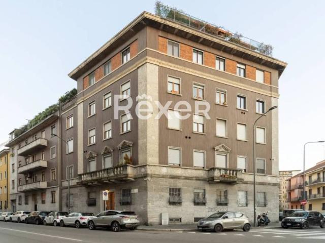 Trilocale in vendita a Milano via Costanza, 37, Washington