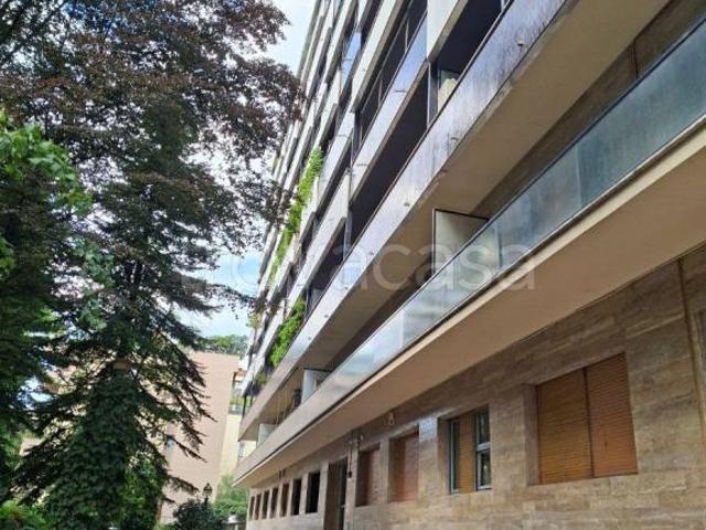 Trilocale in vendita a Milano via Adeodato Ressi, 26, Maggiolina