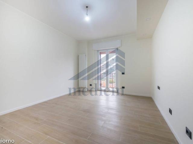 Trilocale in vendita a Milano via Barnaba Oriani, 60, Certosa