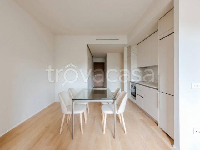 Trilocale in vendita a Milano via Beato Angelico, 1, Città Studi