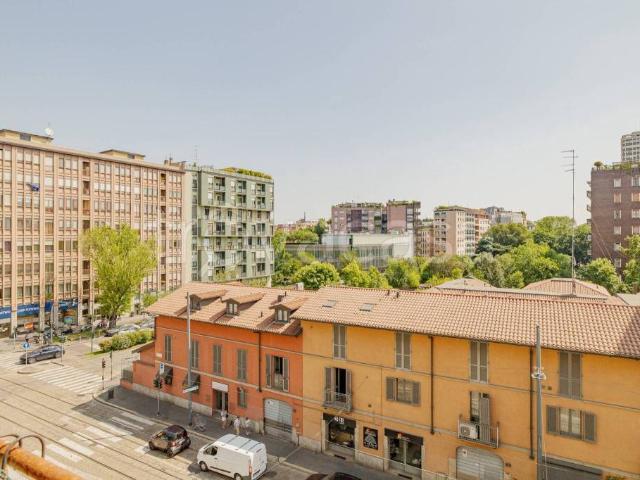 Trilocale in vendita a Milano via Giuseppe Ripamonti, 2, Bocconi, Ravizza