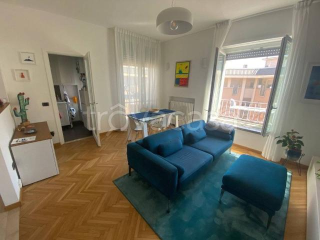 Trilocale in vendita a Milano via Giovanni Cadolini, 4, Lodi Brenta