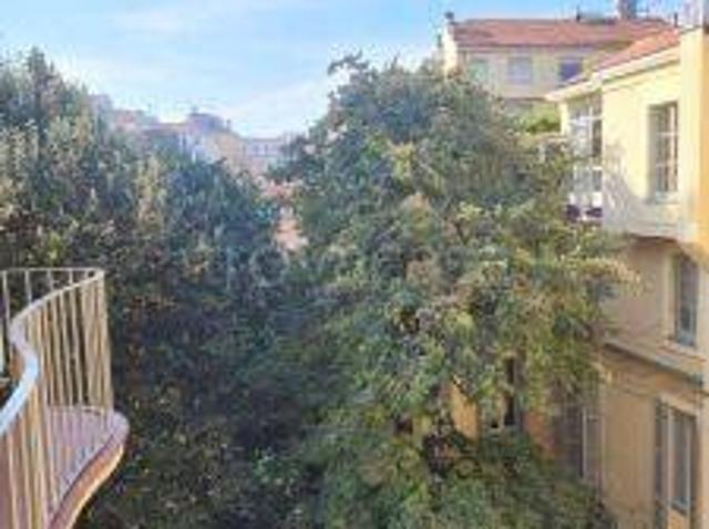 Trilocale in vendita a Milano via dei Giardini, Brera