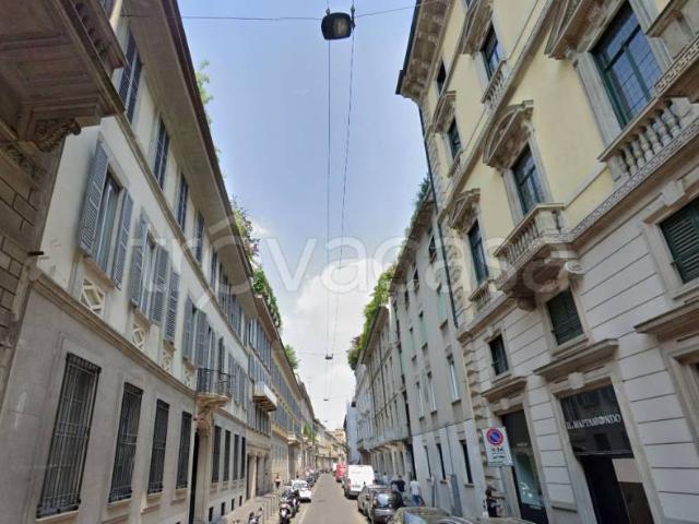 Trilocale in vendita a Milano via dell'Annunciata, Brera