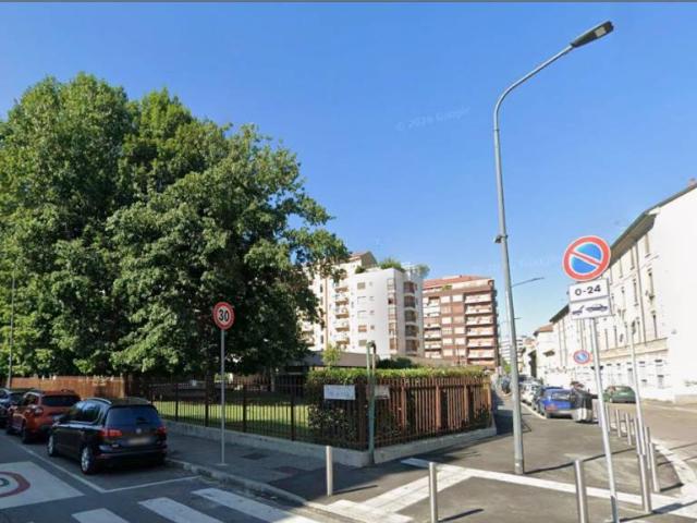 Trilocale in vendita a Milano via dell'Assunta, Vigentino Fatima