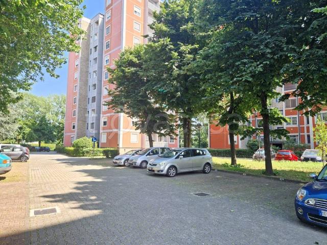 Trilocale in vendita a Milano via delle Betulle, 5, Quartiere Olmi