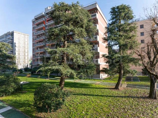 Trilocale in vendita a Milano via Fryderyk Chopin, 111, Vigentino Fatima