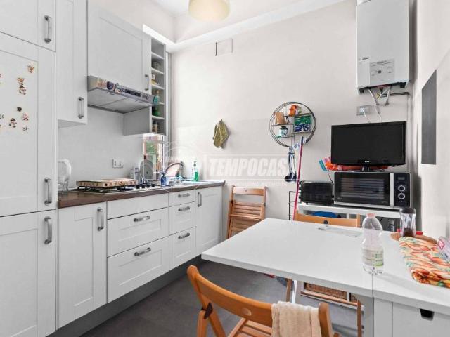 Trilocale in vendita a Milano via Imperia, 13, Famagosta
