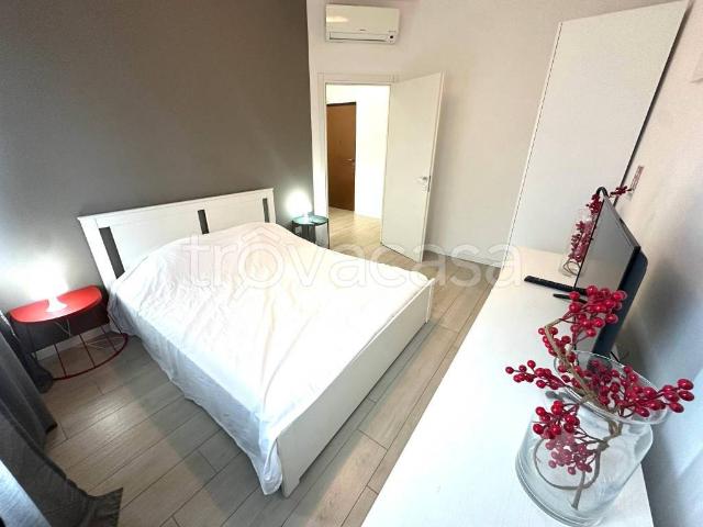 Trilocale in vendita a Milano via Lodovico Muratori, 38, Porta Romana Medaglie d'Oro