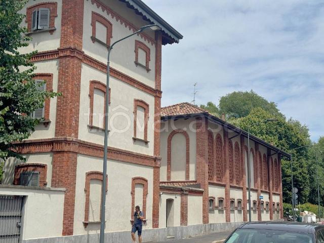 Trilocale in vendita a Milano via Luigi Cislaghi, 21, Precotto