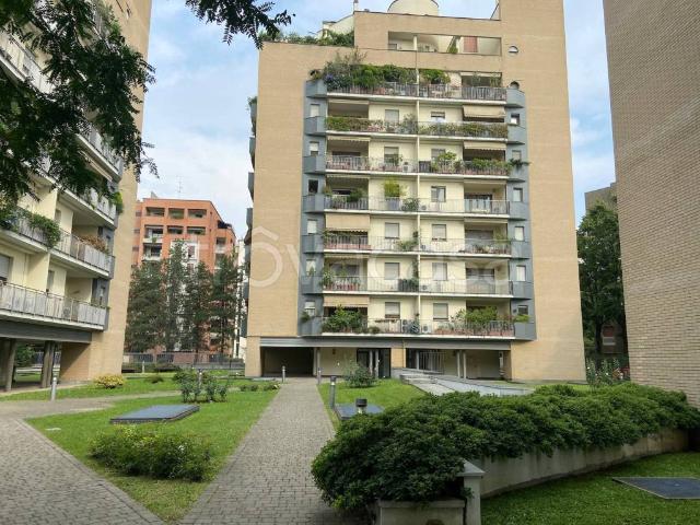 Trilocale in vendita a Milano via Luigi Alamanni, 8, Vigentino Fatima