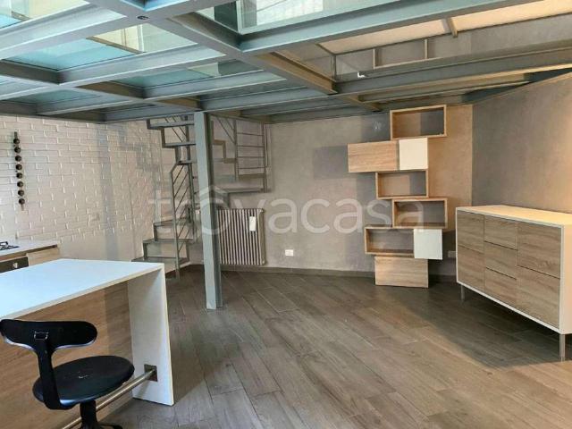 Trilocale in vendita a Milano via Menabrea 12, Farini