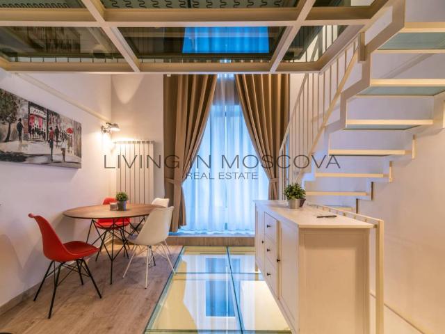 Trilocale in vendita a Milano via Milazzo, 4, Moscova