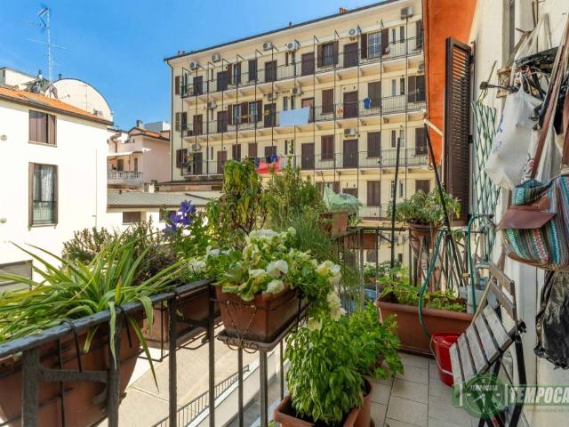 Trilocale in vendita a Milano via Savona, 108, Giambellino