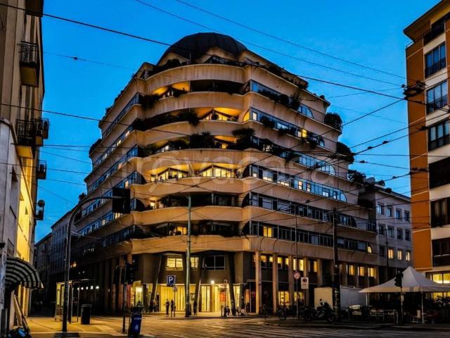 Trilocale in vendita a Milano via Salasco, 38, Bocconi, Ravizza