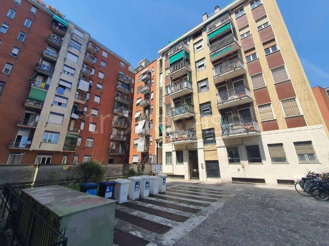 Trilocale in vendita a Milano via Padova 267, Crescenzago